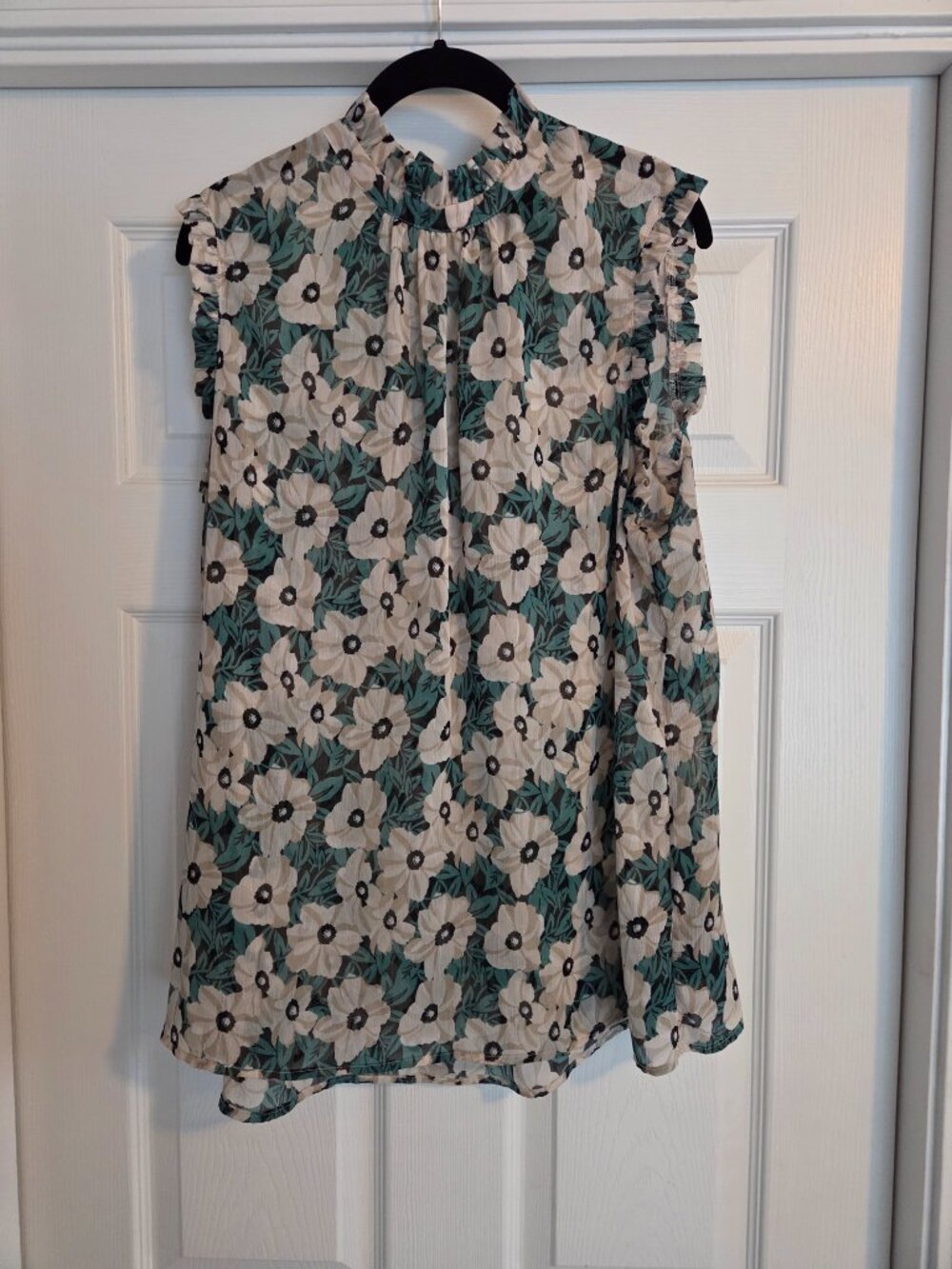 Who, What, Wear cute floral blouse